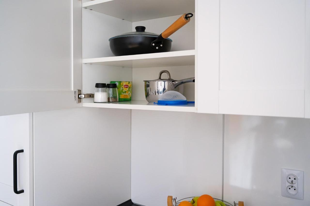 ורשה Marszalkowska 83 - Bezplatny Parking - Free Parking - W Pelni Wyposazona Kuchnia - 500M Do Dworca Centralnego - Okna Od Strony Dziedzinca - Wifi - Smart Tv מראה חיצוני תמונה